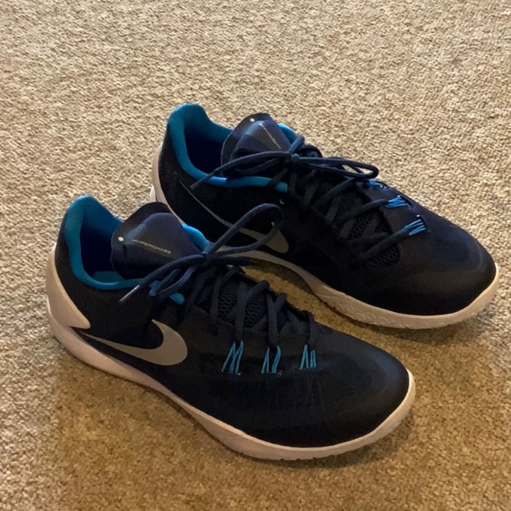 Nike HYPERCHASE